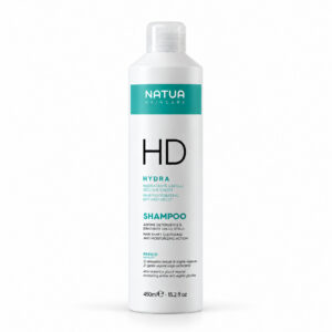 Flacone Natua HD Hydra Shampoo 450 ml su sfondo bianco